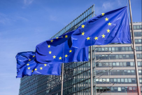 【欧盟】为应对美关税大棒,通过总额930亿欧元反制计划